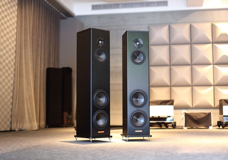 Magico fashion a3 speakers