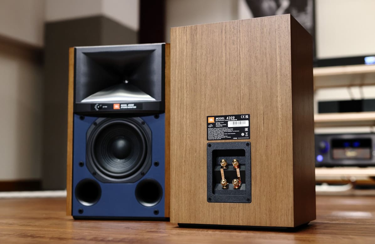 JBL 4309 Bookshelf Studio Monitor Review – HiFiReport